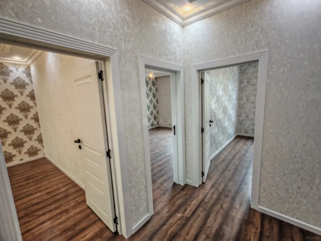 Satılır 4 otaqlı həyət evi 202 m²