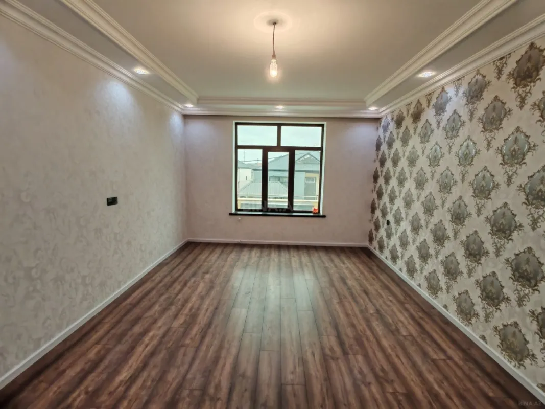 Satılır 4 otaqlı həyət evi 202 m²