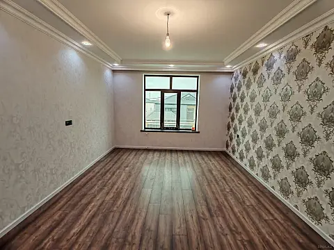 Satılır 4 otaqlı həyət evi 202 m²
