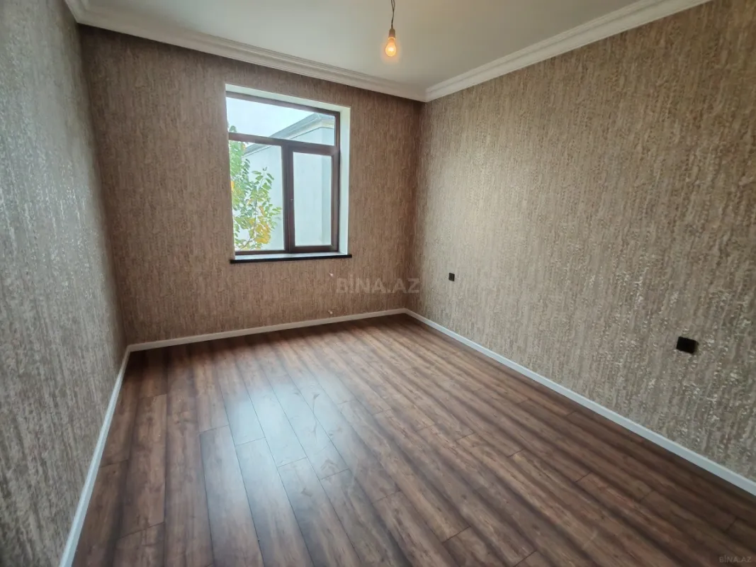 Satılır 4 otaqlı həyət evi 202 m²