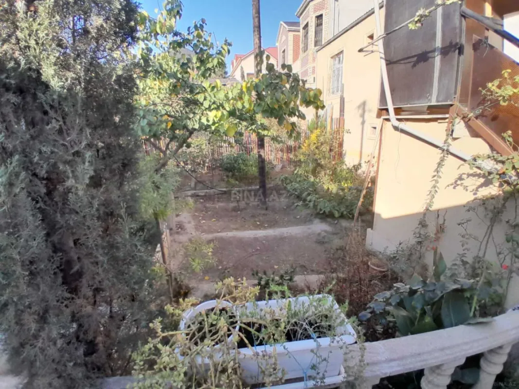 Satılır 7 otaqlı həyət evi 170 m²