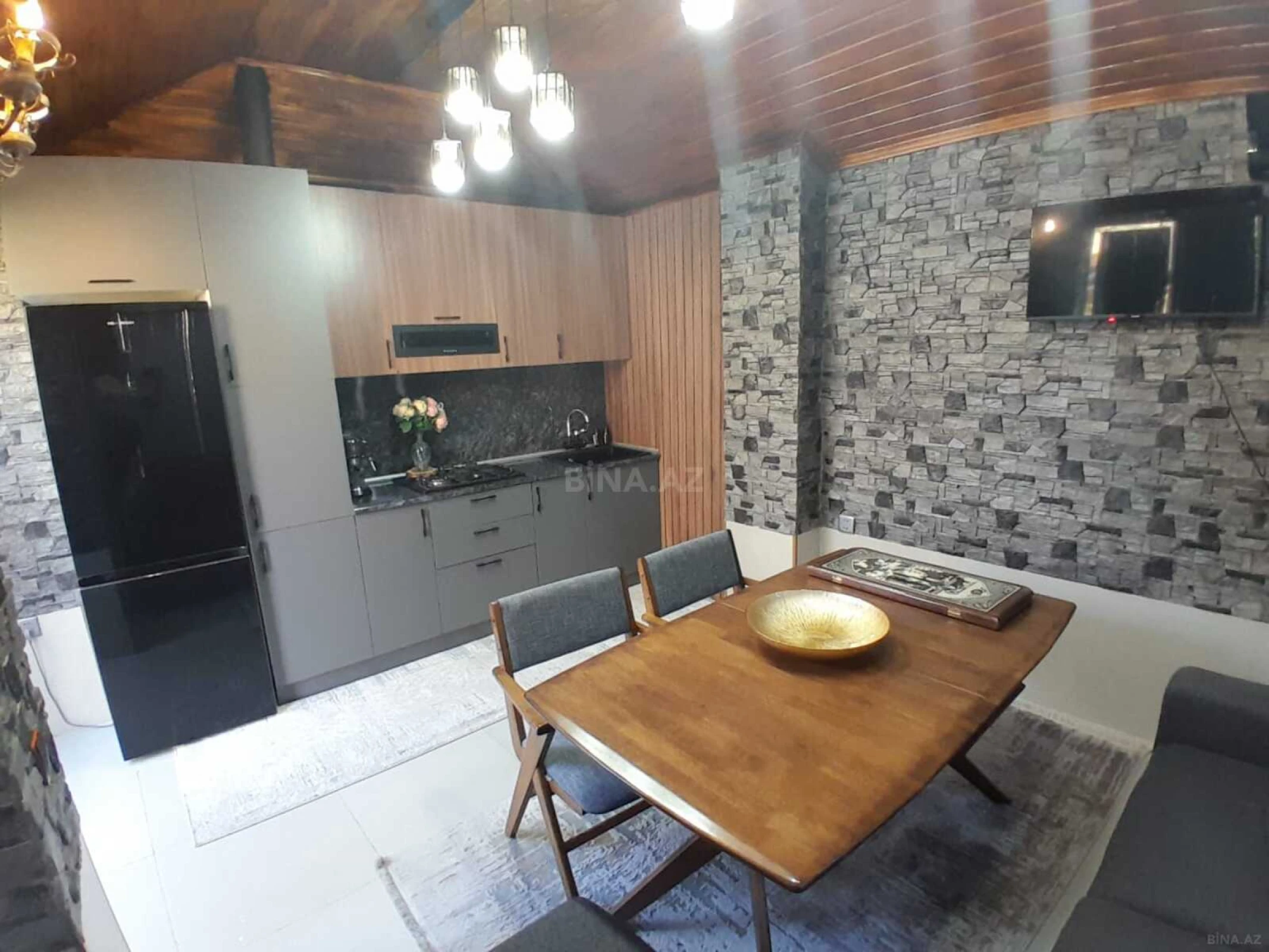 Satılır 7 otaqlı həyət evi 170 m²