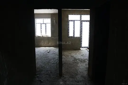 Satılır 2 otaqlı mənzil 57 m²