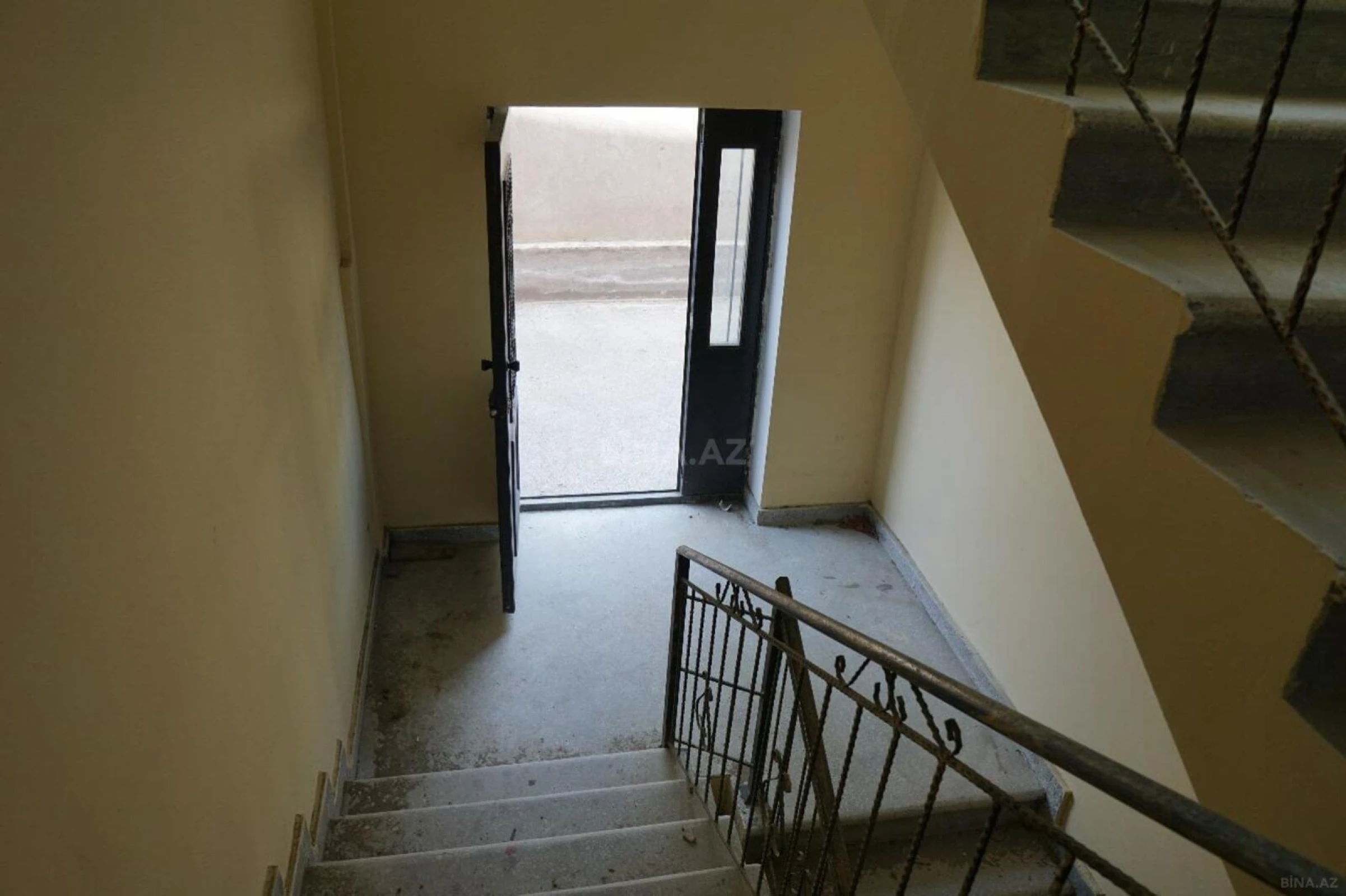 Satılır 1 otaqlı mənzil 41 m²