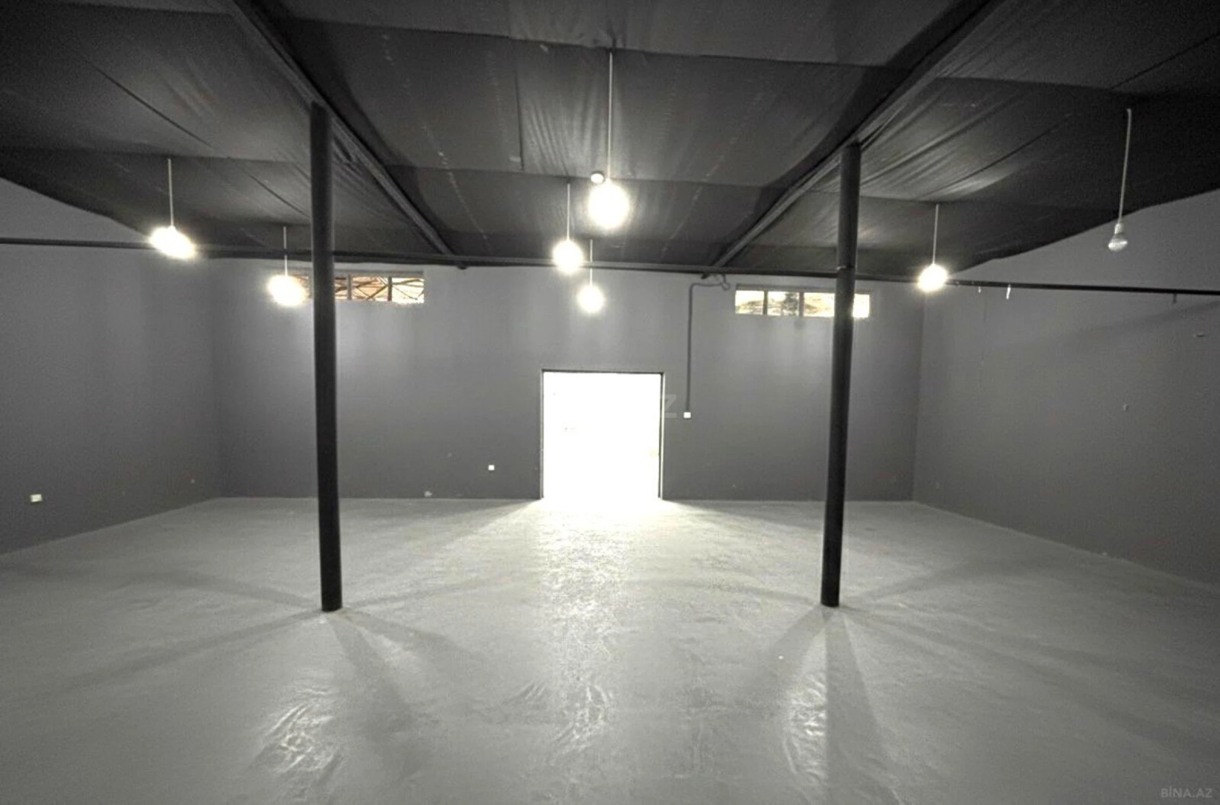 Kirayə verilir obyekt 290 m²