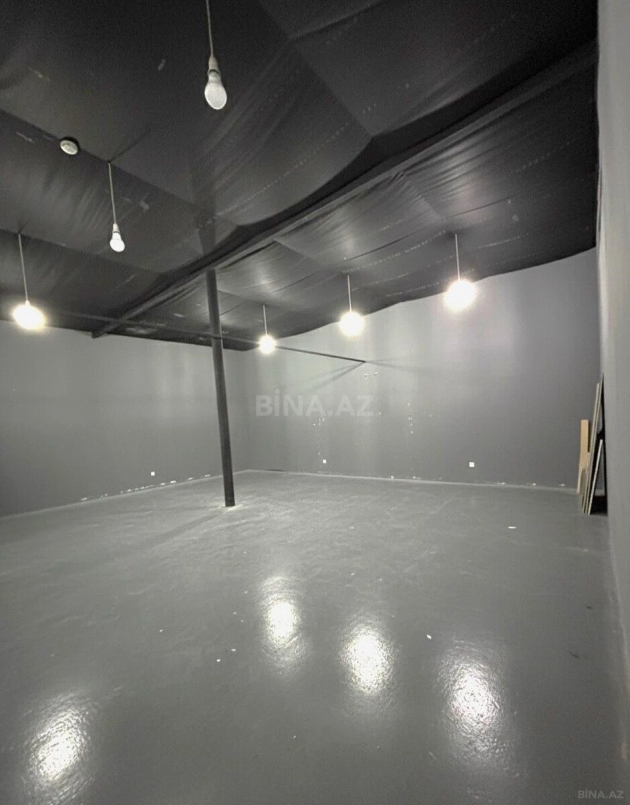 Kirayə verilir obyekt 290 m²