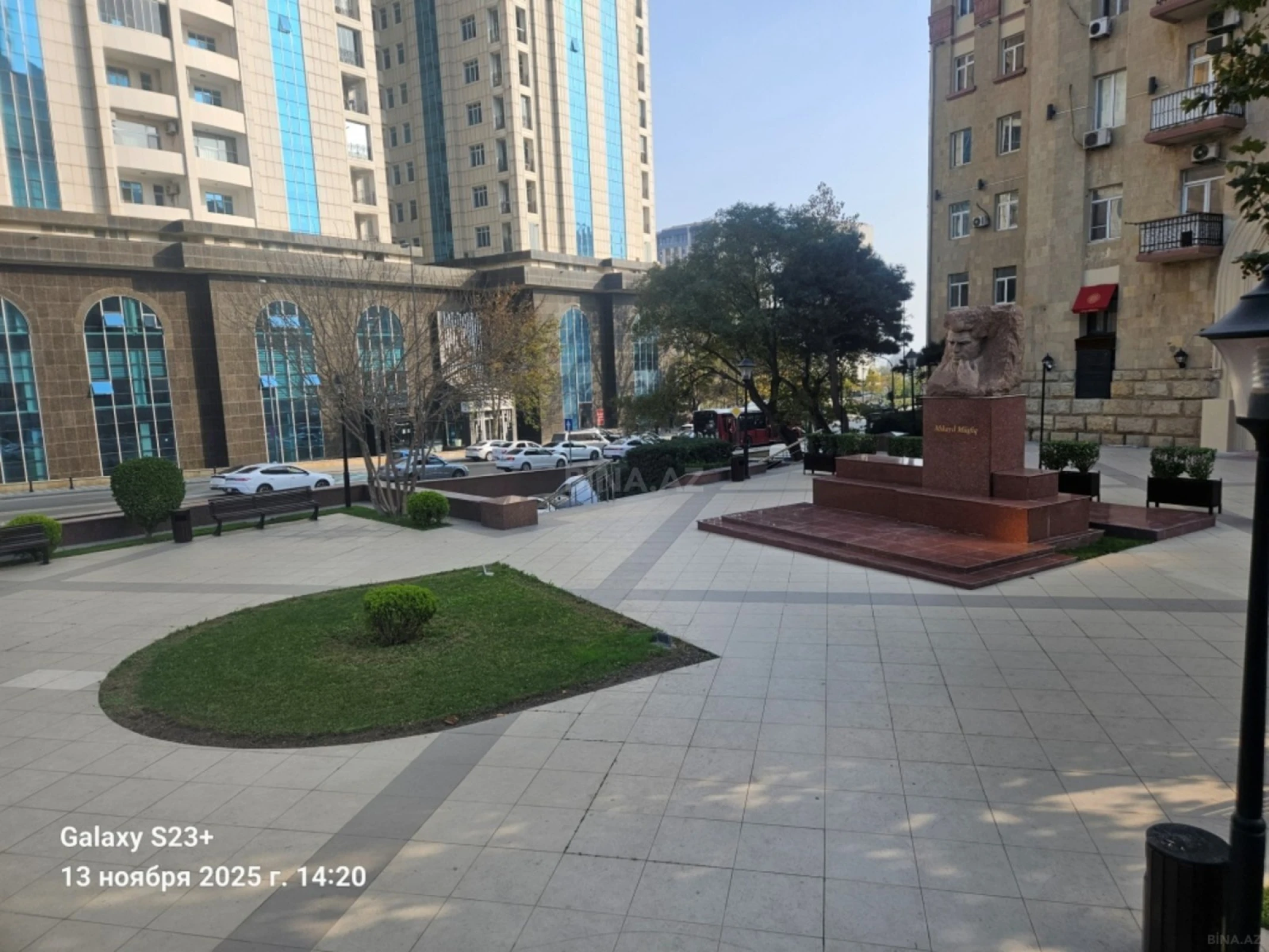 Satılır 2 otaqlı mənzil 53 m²