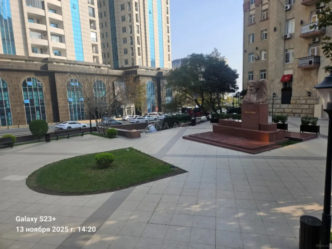 Satılır 2 otaqlı mənzil 53 m²