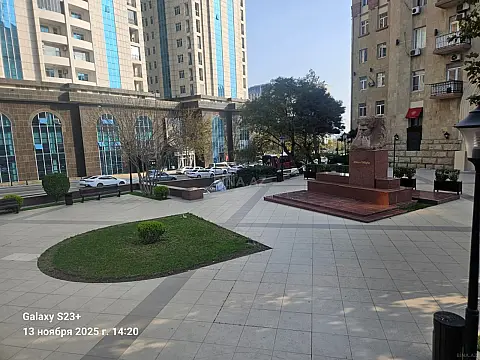 Satılır 2 otaqlı mənzil 53 m²