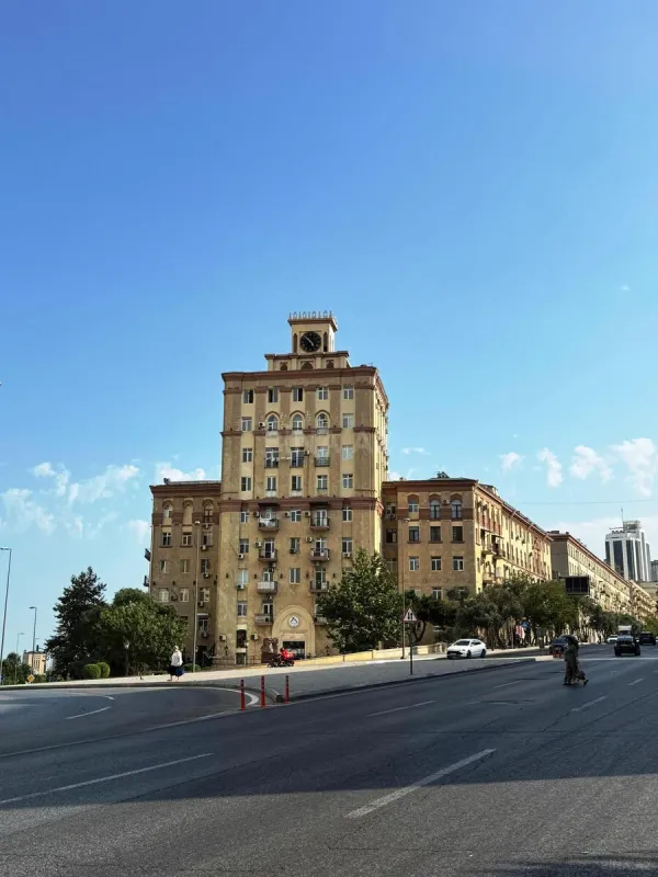 Satılır 2 otaqlı mənzil 53 m²