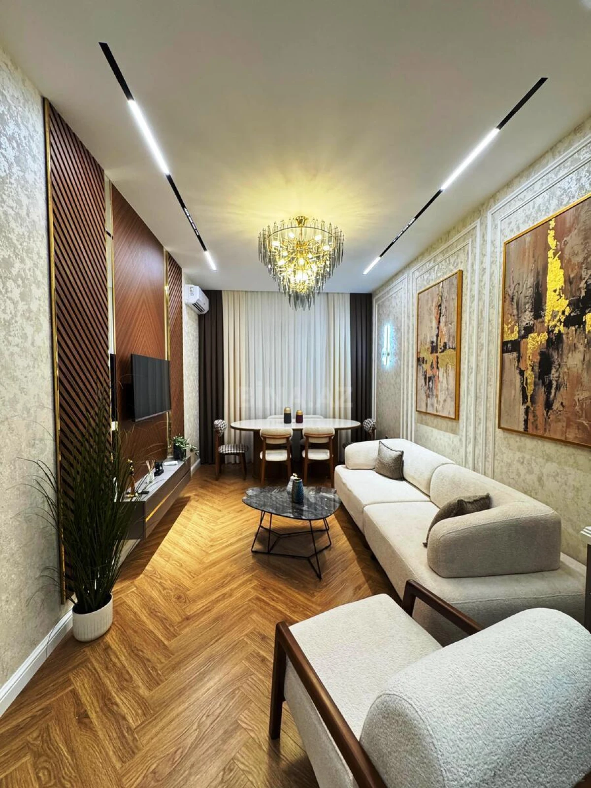 Satılır 2 otaqlı mənzil 53 m²