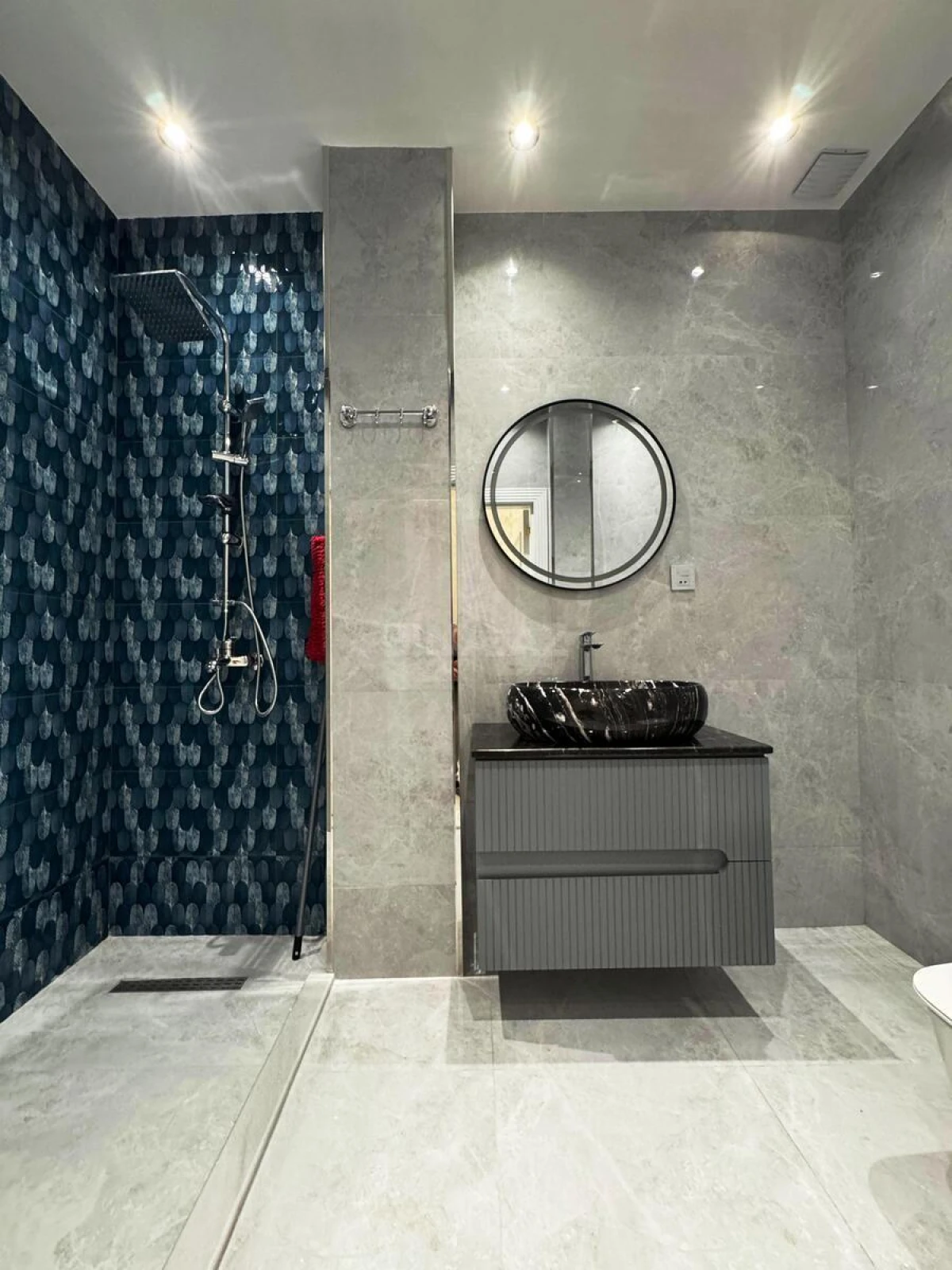 Satılır 2 otaqlı mənzil 53 m²