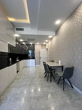 Satılır 3 otaqlı mənzil 156 m²