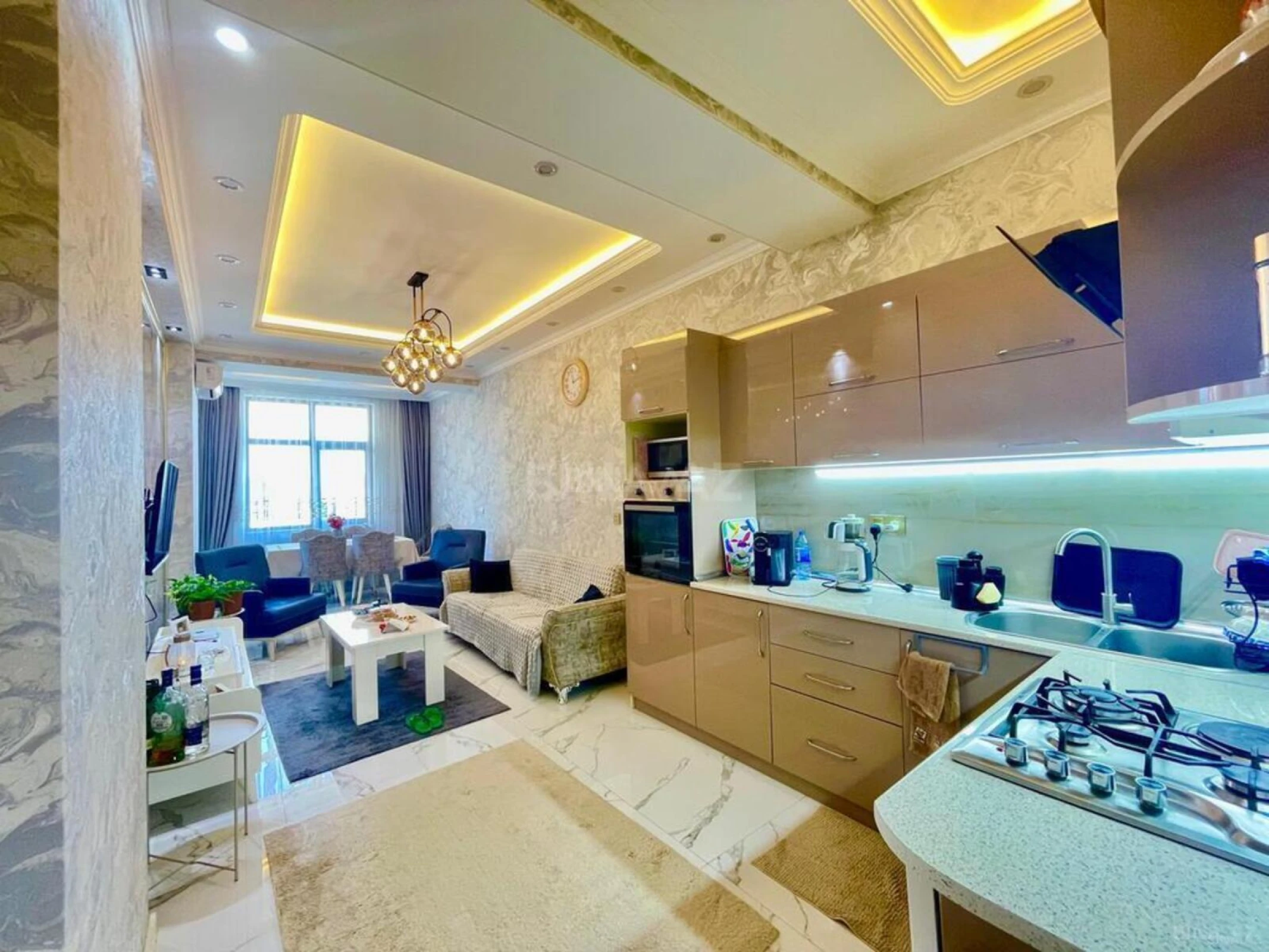 Kirayə verilir 3 otaqlı mənzil 120 m²