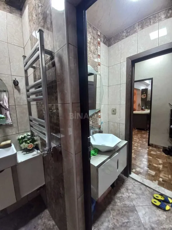 Satılır 3 otaqlı mənzil 83 m²
