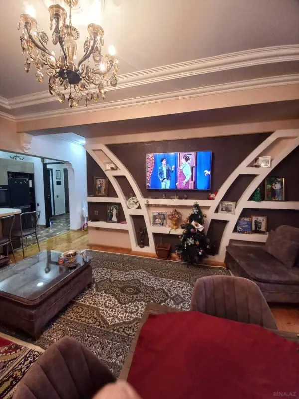 Satılır 3 otaqlı mənzil 83 m²