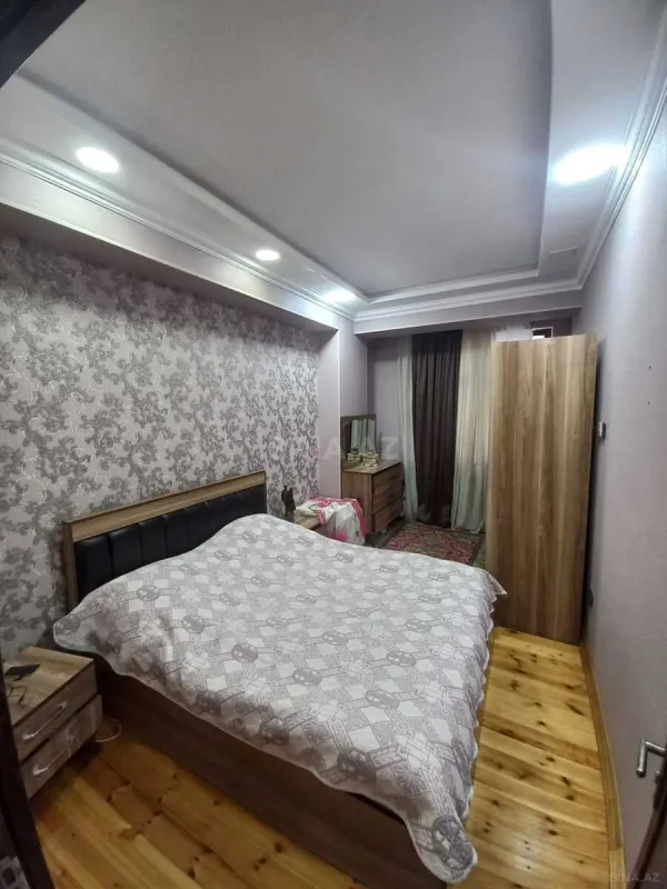Satılır 3 otaqlı mənzil 83 m²