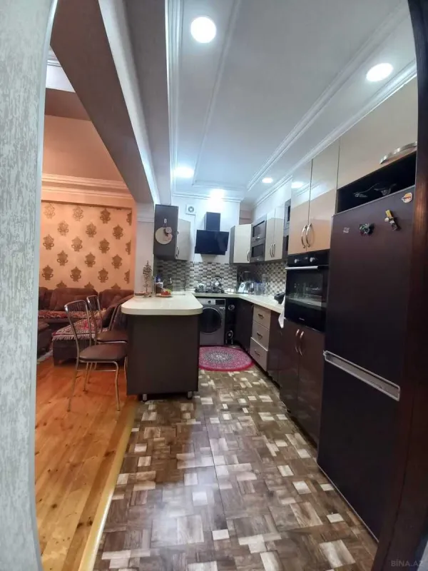 Satılır 3 otaqlı mənzil 83 m²