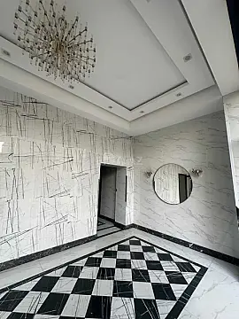 Satılır 4 otaqlı mənzil 241.9 m²