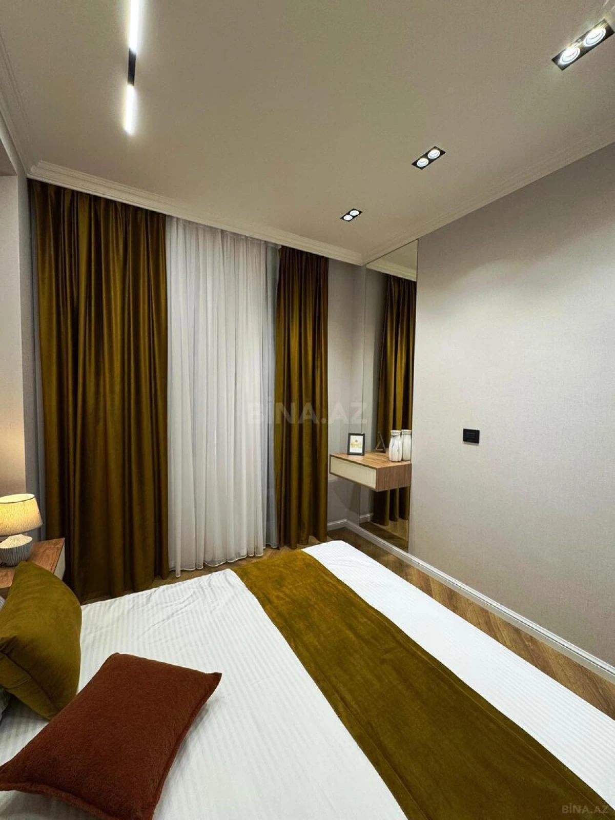 Satılır 2 otaqlı mənzil 53 m²