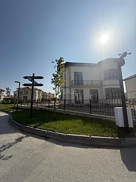 Satılır 8 otaqlı həyət evi 390 m² — Bakı, Nardaran 8 otaq 390.00 m²