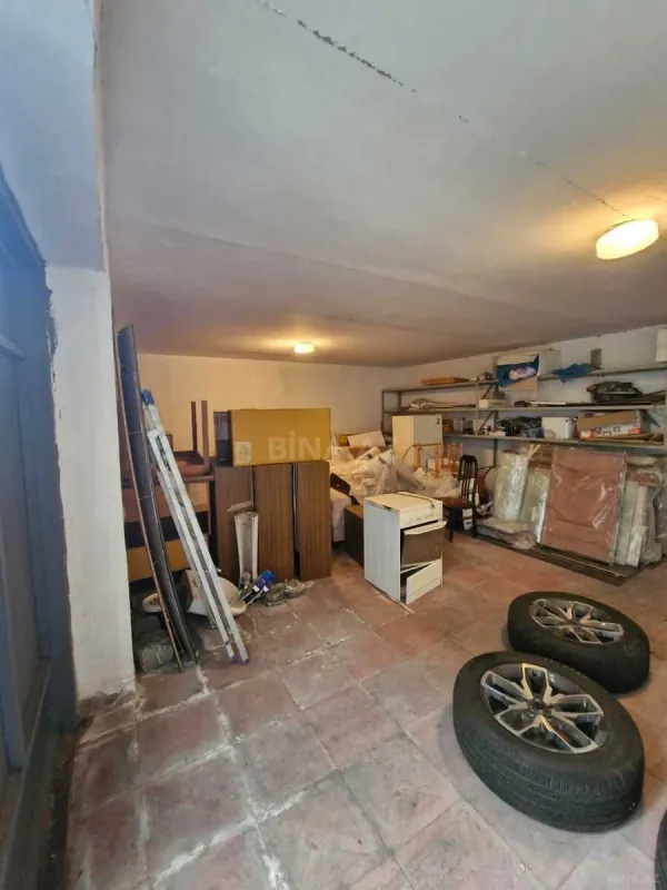 Satılır obyekt 42 m²