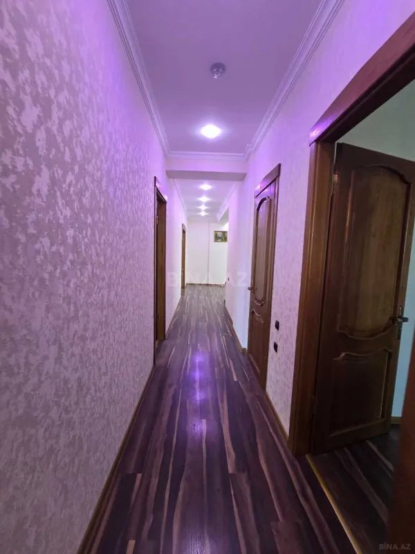 Kirayə verilir 3 otaqlı mənzil 175 m²