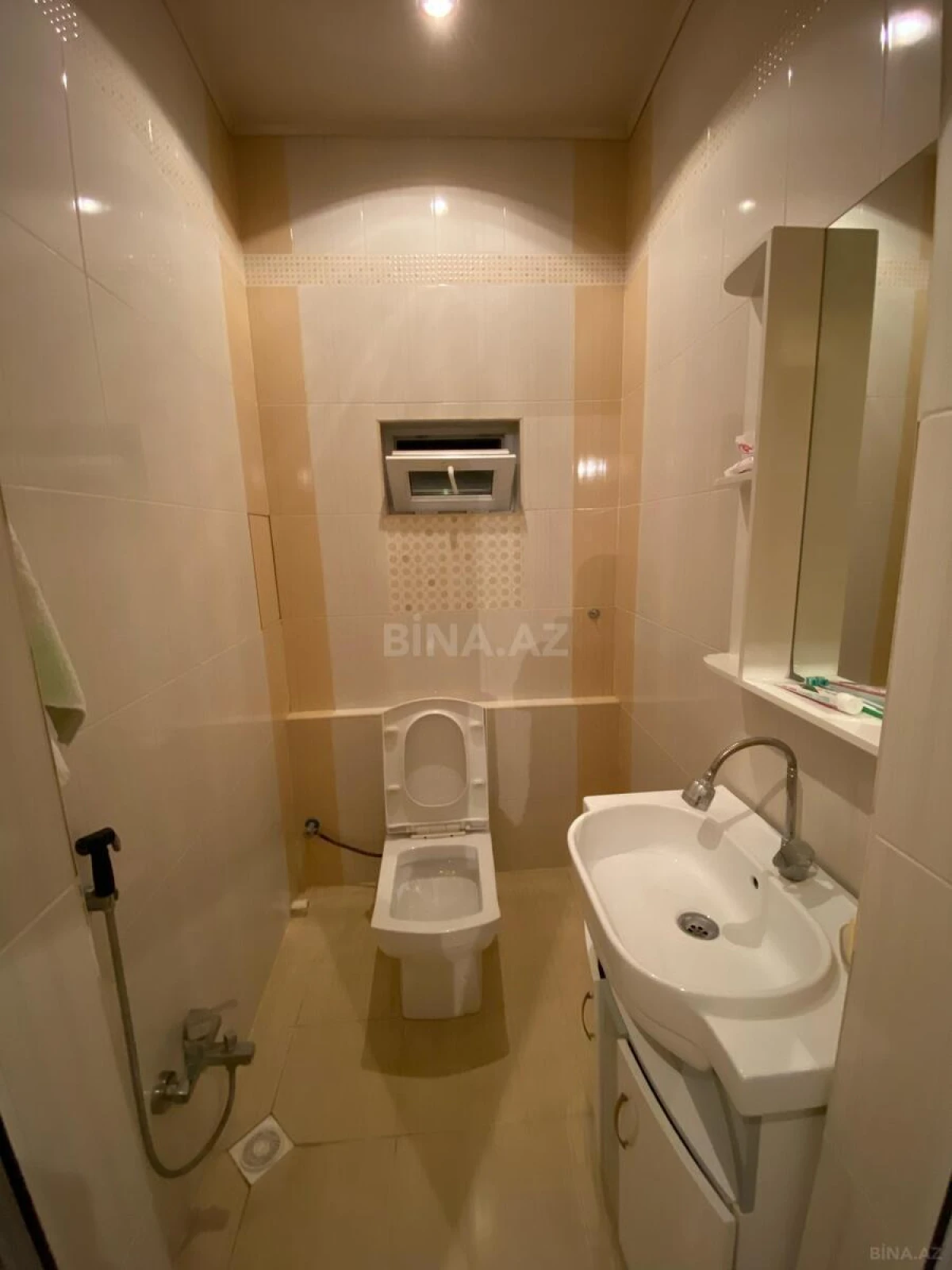 Satılır 3 otaqlı mənzil 133 m²