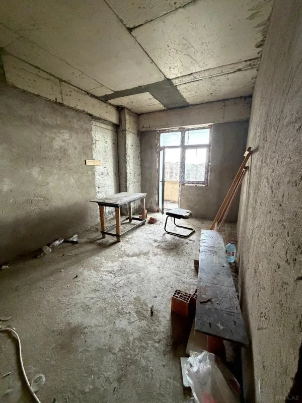 Satılır 3 otaqlı mənzil 125 m²