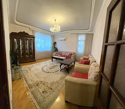 Satılır 4 otaqlı mənzil 120 m²