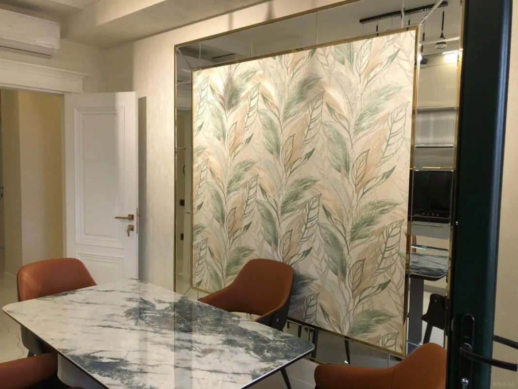 Satılır 3 otaqlı mənzil 125 m²