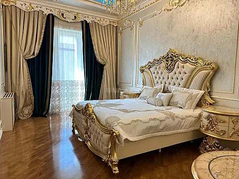 Satılır həyət evi 800 m²