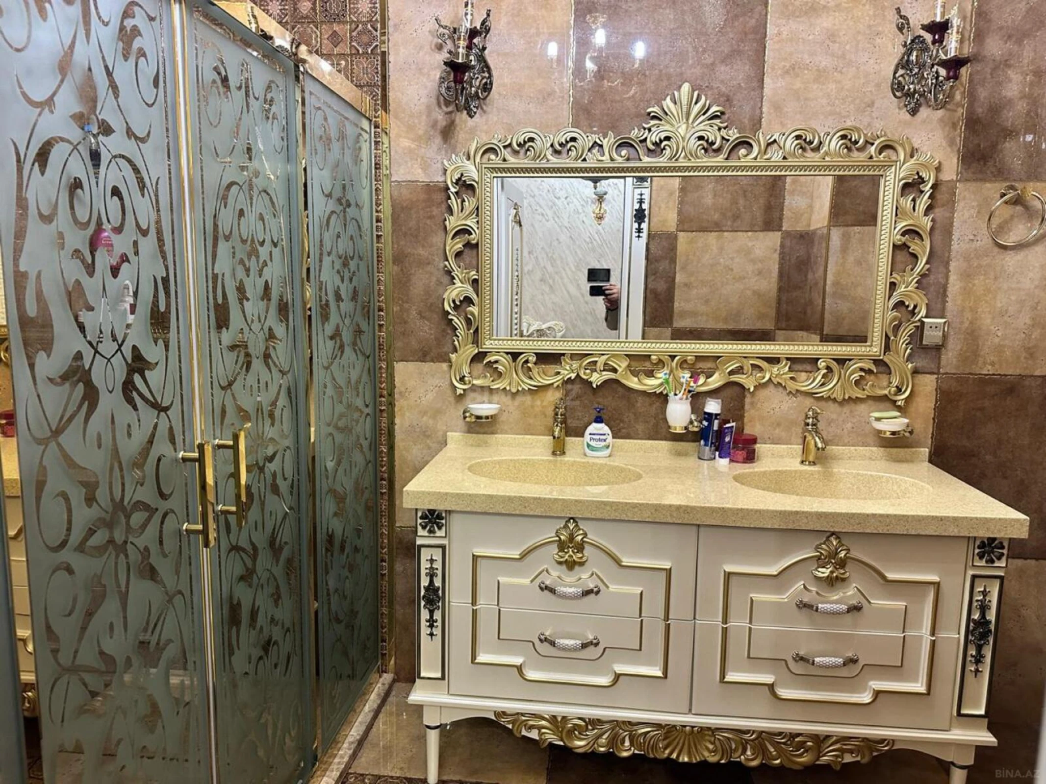 Satılır həyət evi 800 m²