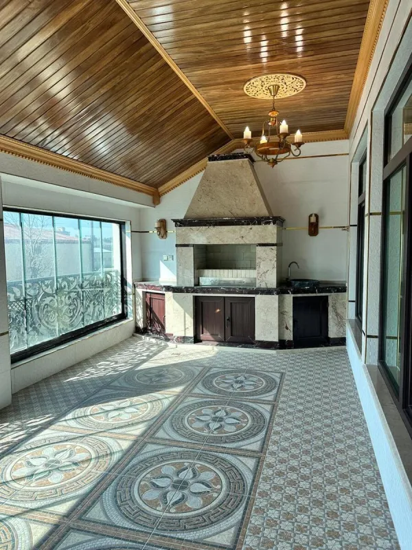 Satılır həyət evi 800 m²