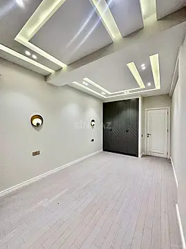 Satılır 3 otaqlı mənzil 129 m²