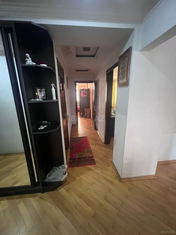 Satılır 3 otaqlı mənzil 110 m²