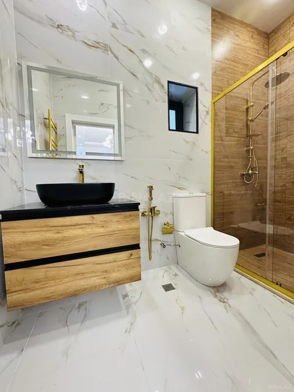 Satılır 4 otaqlı həyət evi 180 m²