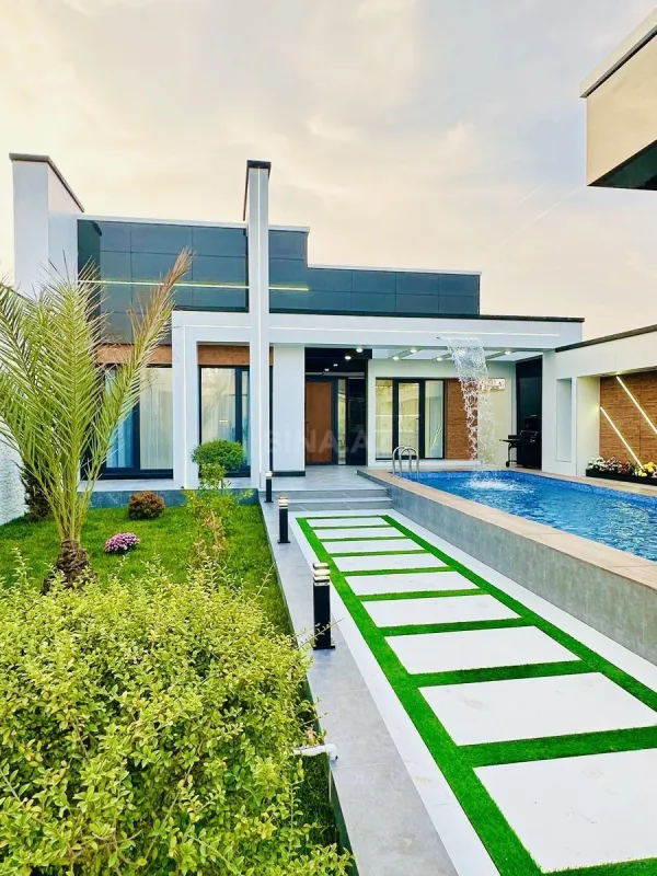 Satılır 4 otaqlı həyət evi 180 m²