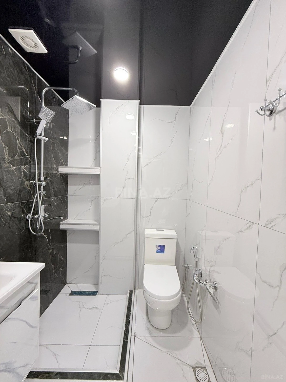 Satılır 3 otaqlı mənzil 65 m²