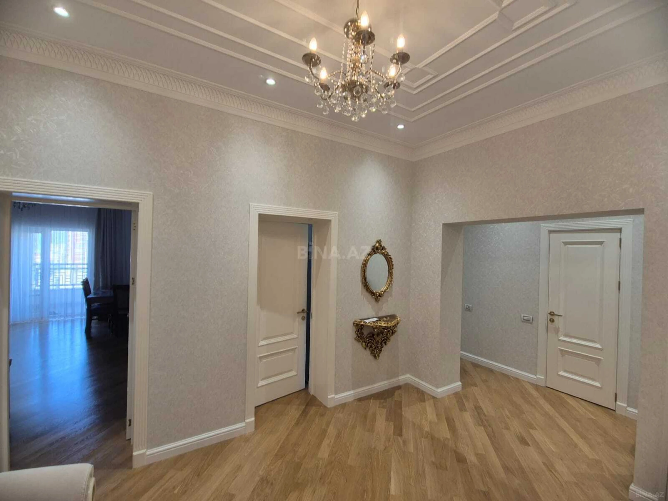 Kirayə verilir 2 otaqlı mənzil 100 m²