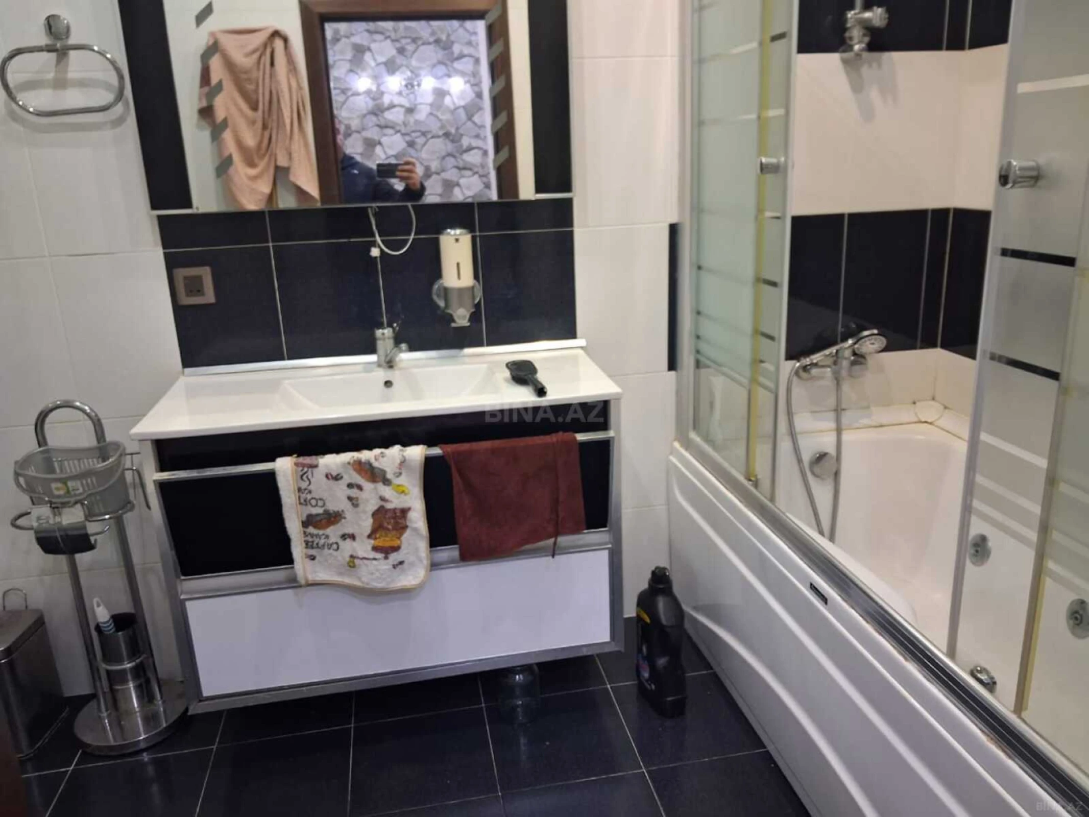 Satılır 3 otaqlı mənzil 150 m²