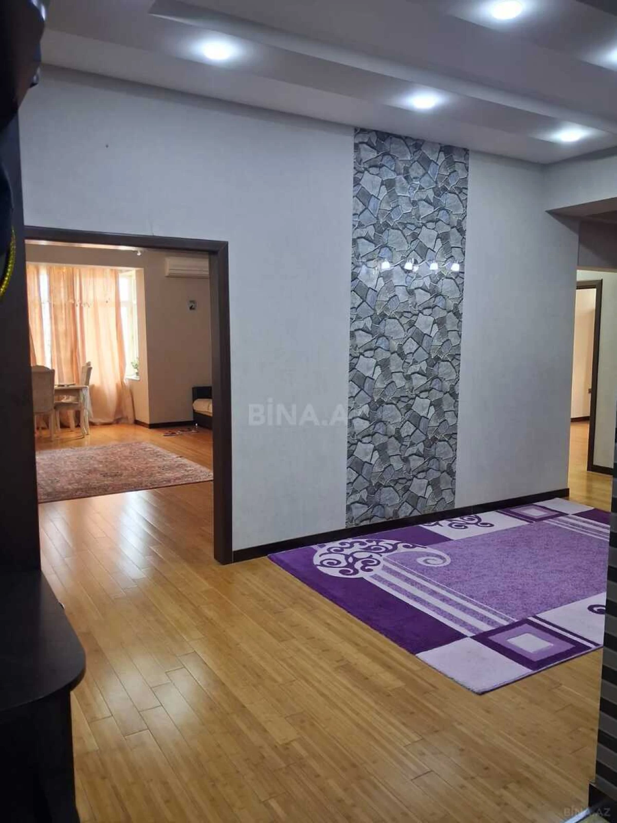 Satılır 3 otaqlı mənzil 150 m²