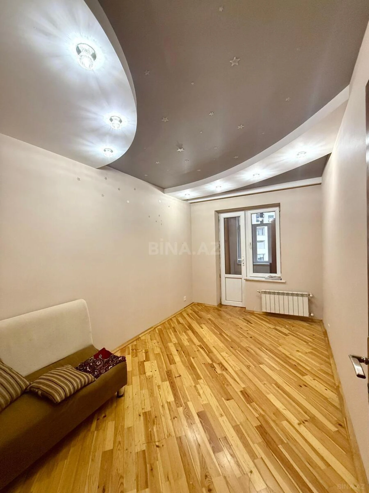 Satılır 3 otaqlı mənzil 85 m²