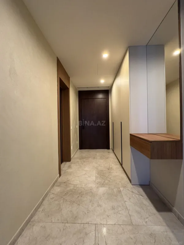 Satılır 2 otaqlı mənzil 100 m²