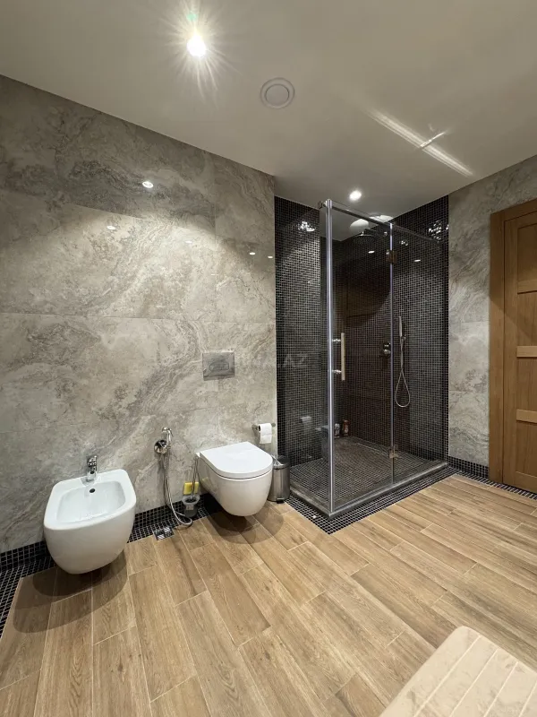 Satılır 2 otaqlı mənzil 100 m²