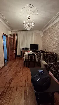 Kirayə verilir 3 otaqlı mənzil 60 m² — Bakı, Memar Əcəmi yanı 3 otaq 60.00 m²