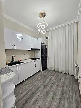 Satılır 2 otaqlı mənzil 53 m²