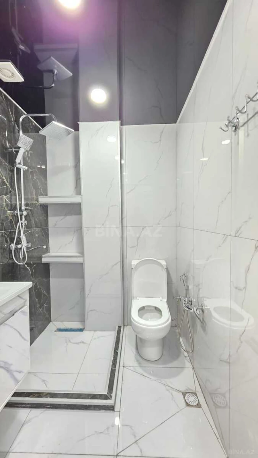 Satılır 3 otaqlı mənzil 65 m²
