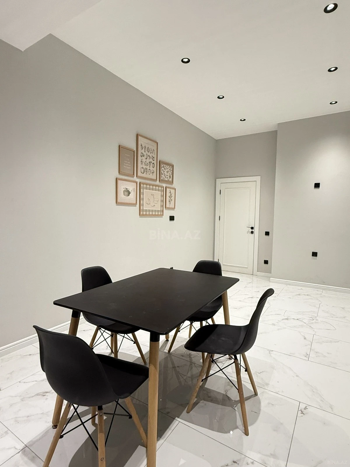 Kirayə verilir 2 otaqlı mənzil 90 m²