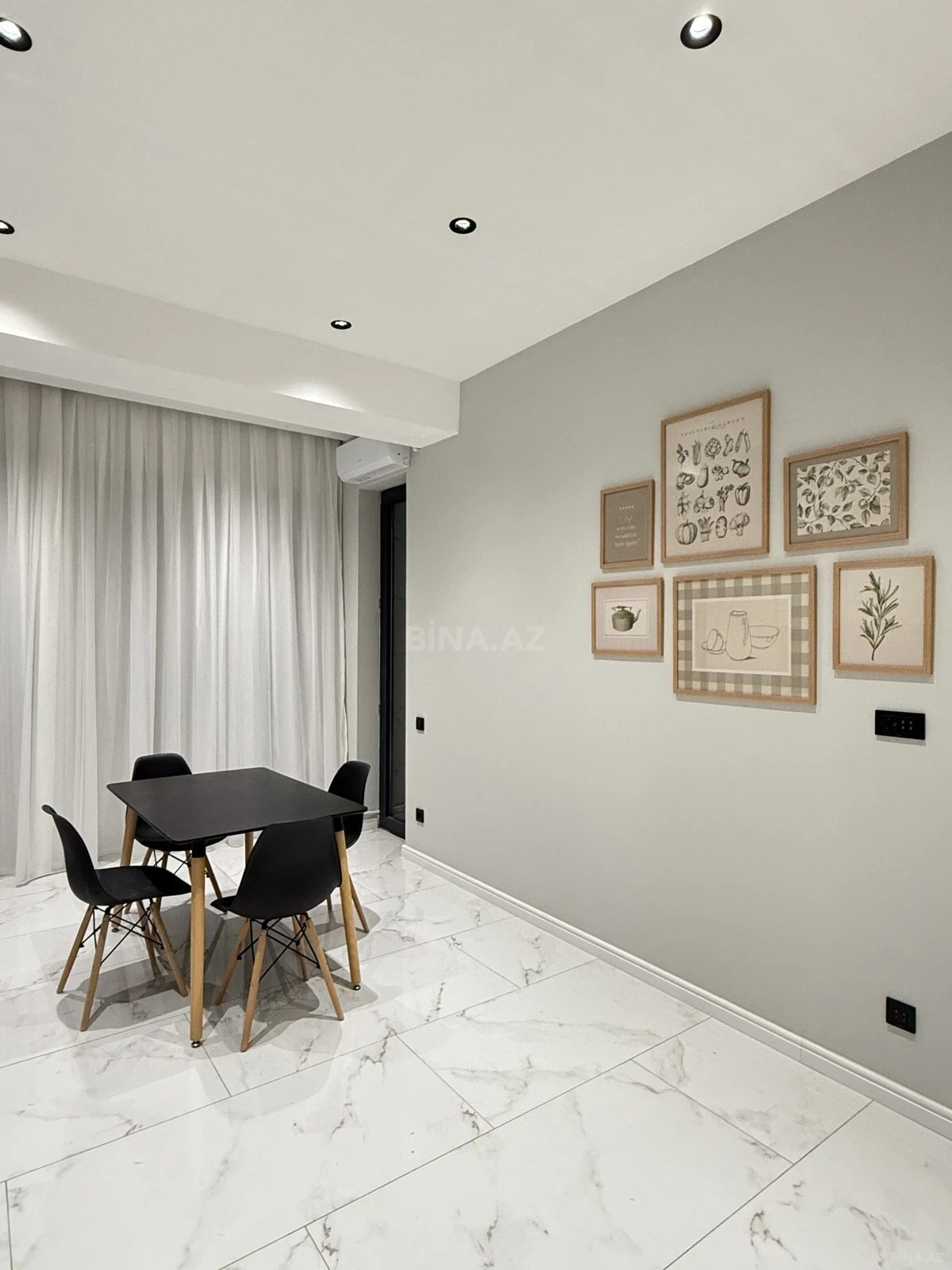 Kirayə verilir 2 otaqlı mənzil 90 m²